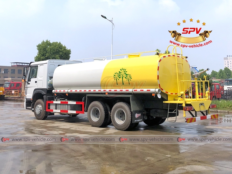 20,000 Litres Water Sprinkling Truck SINOTRUK - LB